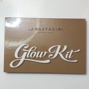 Anastasia Beverly Hills Glow Kit